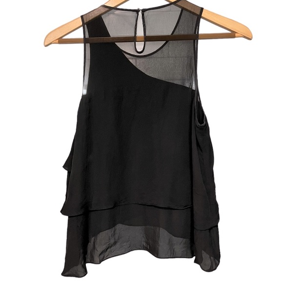 Parker 100% silk ruffle top. - Picture 4 of 5